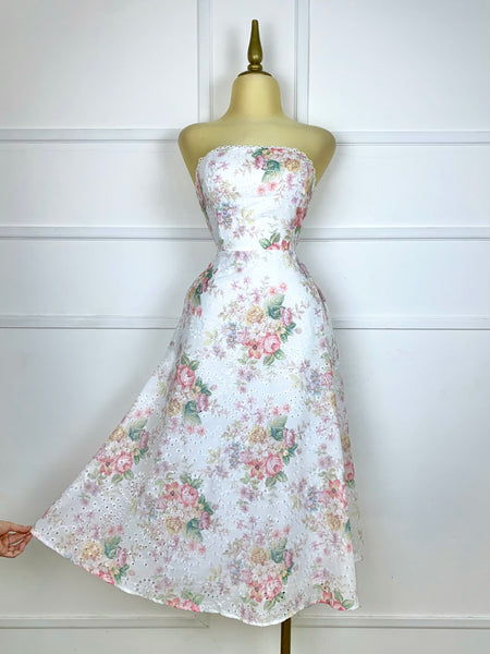 Vestido blanco guipur con flores
