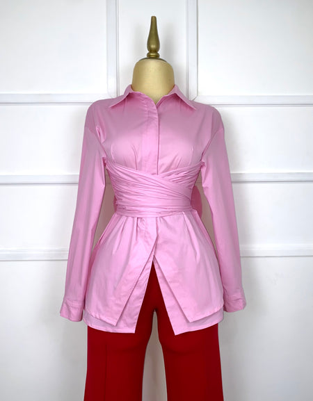 Camisa rosa con listones