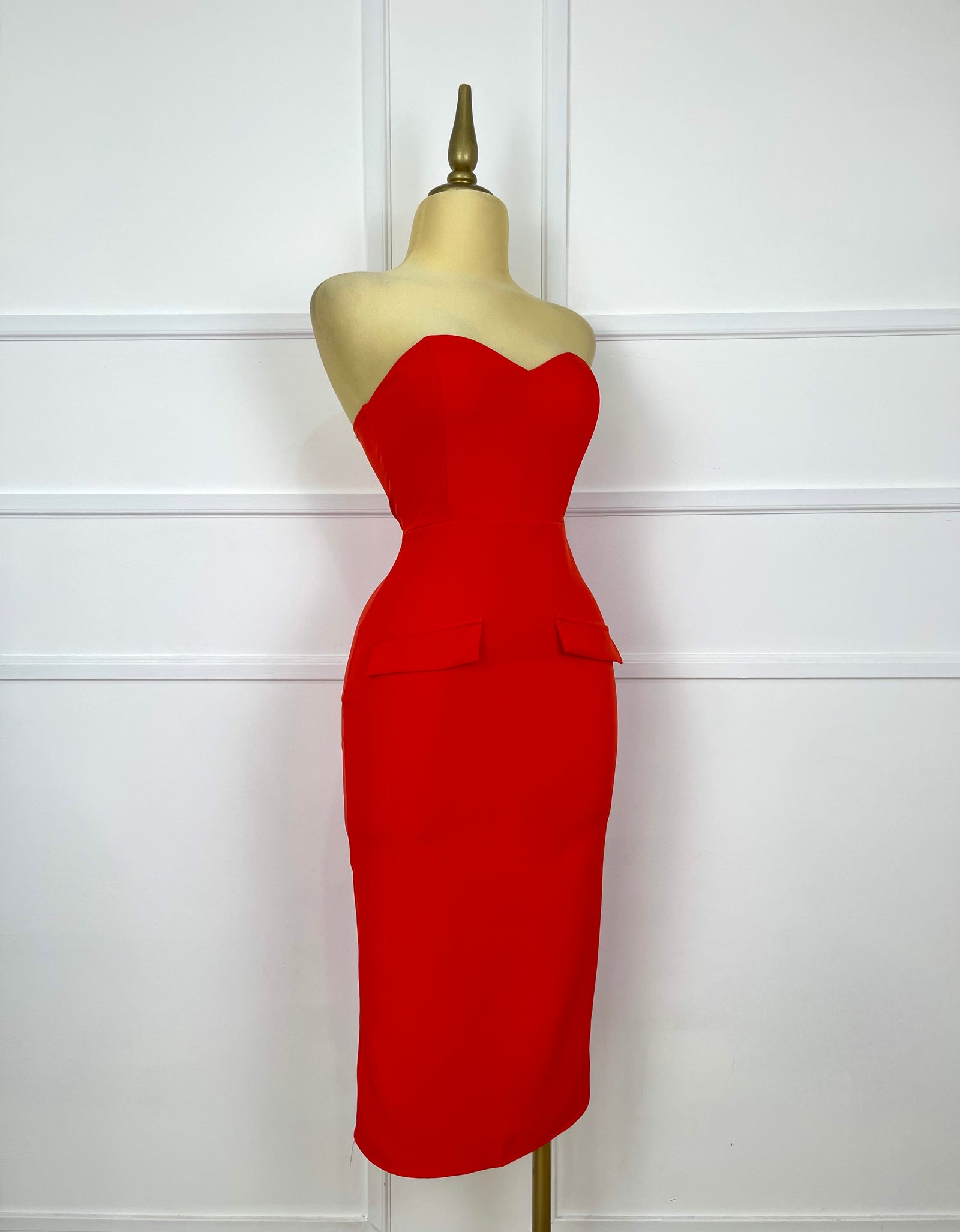 Vestido midi strapless