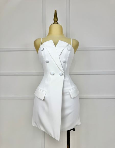 Vestido blanco con botones