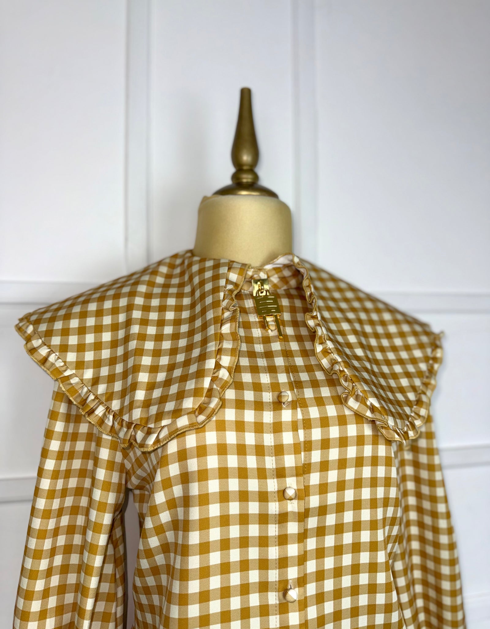 Camisa cuadros mostaza con candado