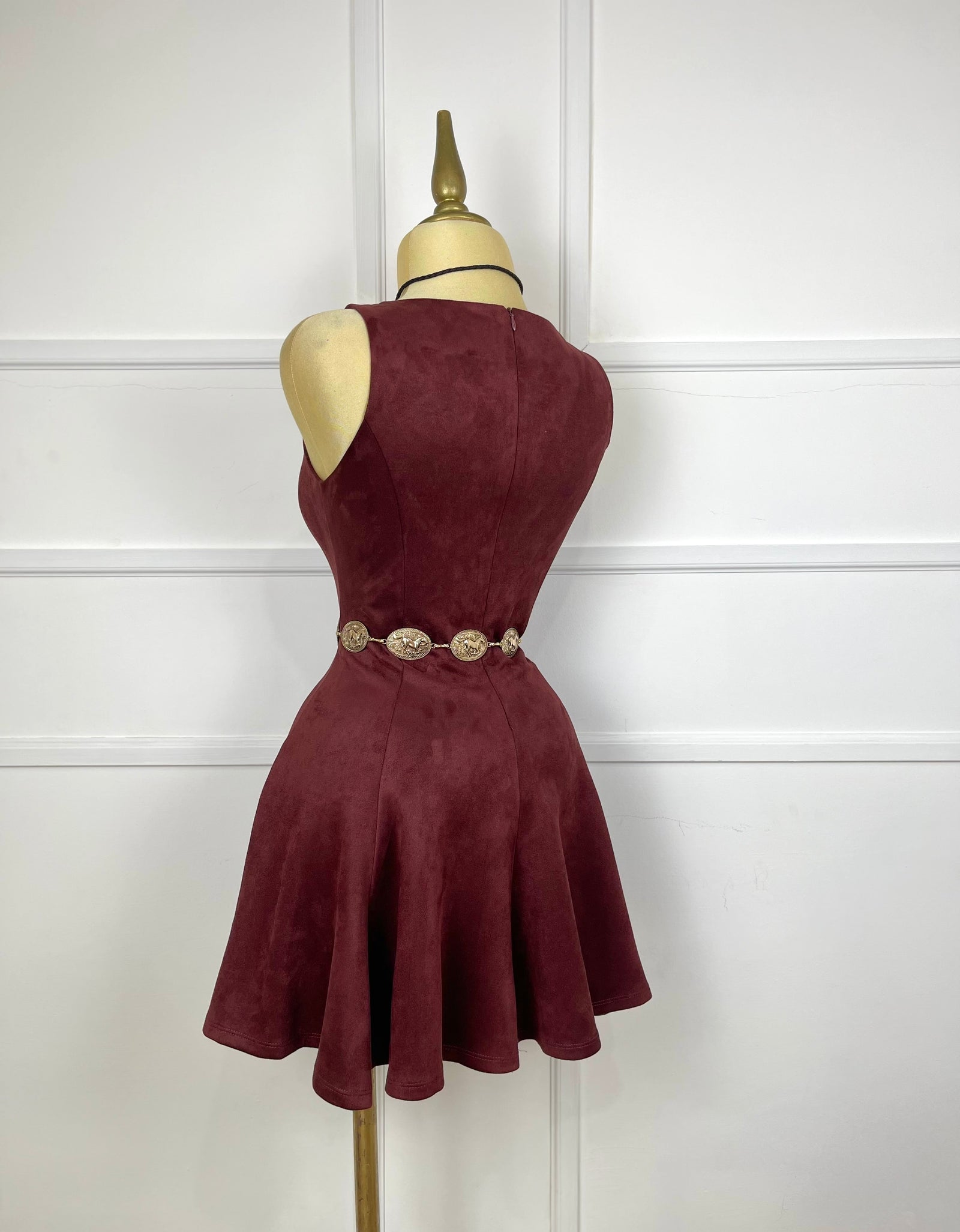 Vestido tinto gamuza