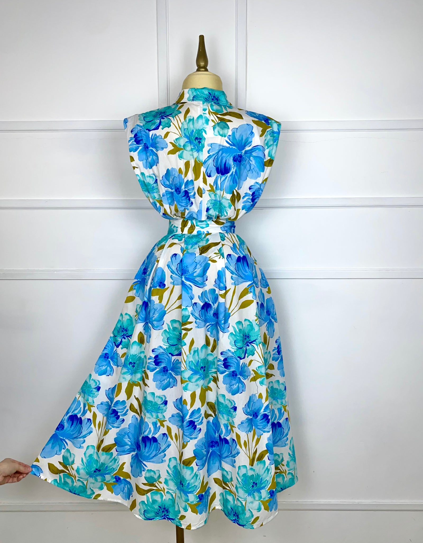 Vestido midi estampado flores azules