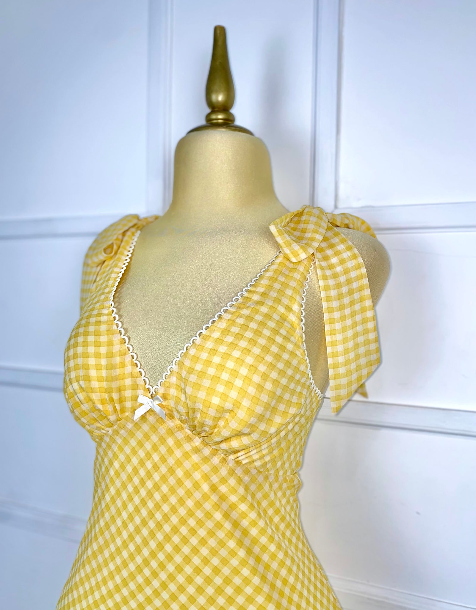 Vestido amarillo cuadros