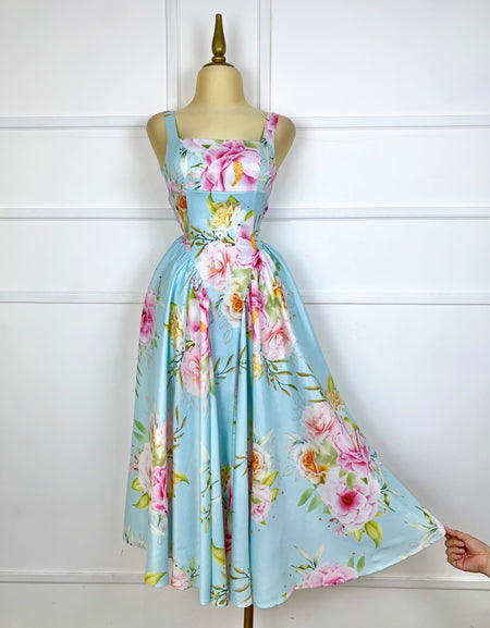 Vestido azul estampado floral