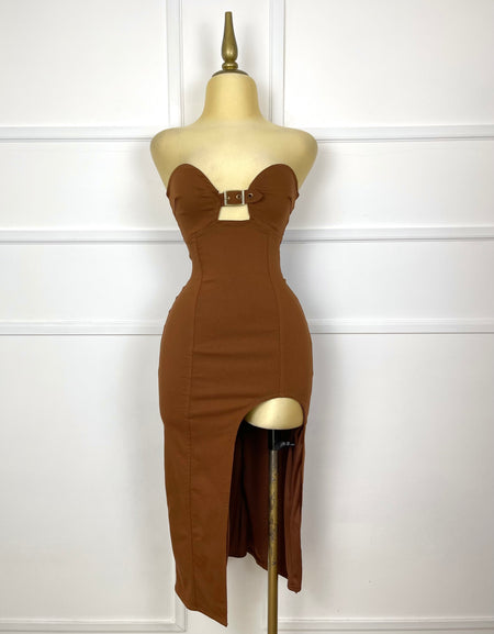 Vestido café stretch strapless