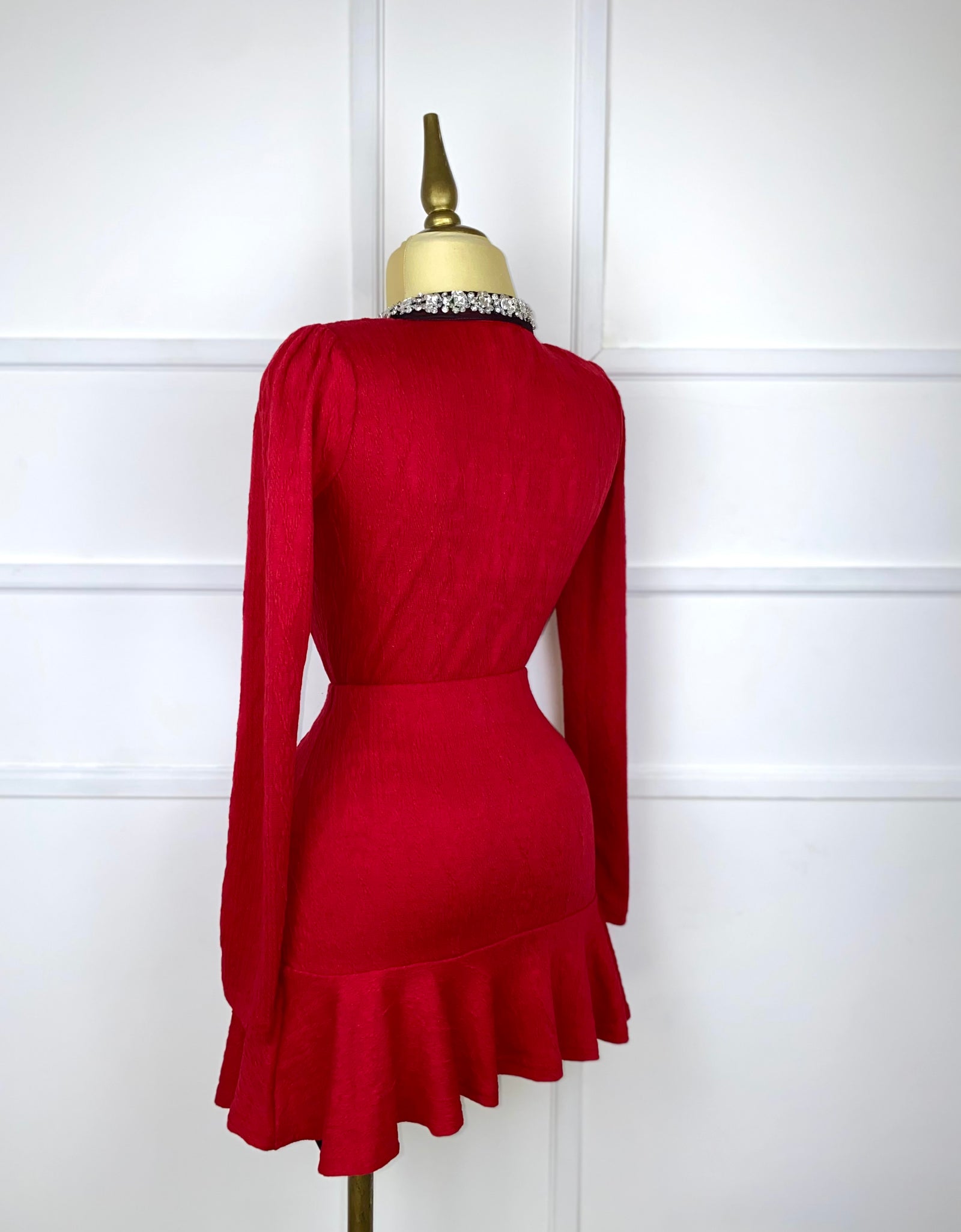 Set rojo con pedrería