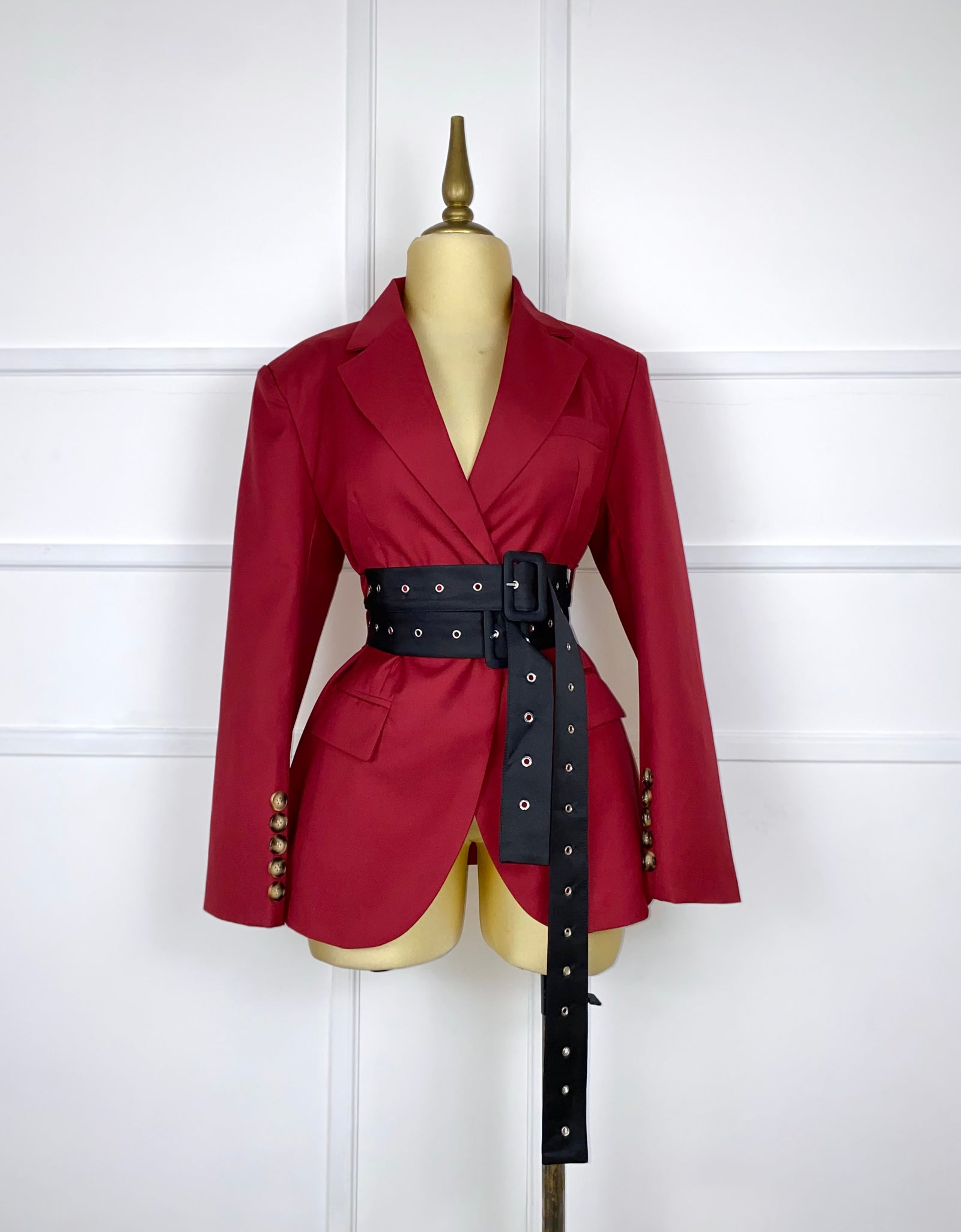 Blazer rojo doble cinto