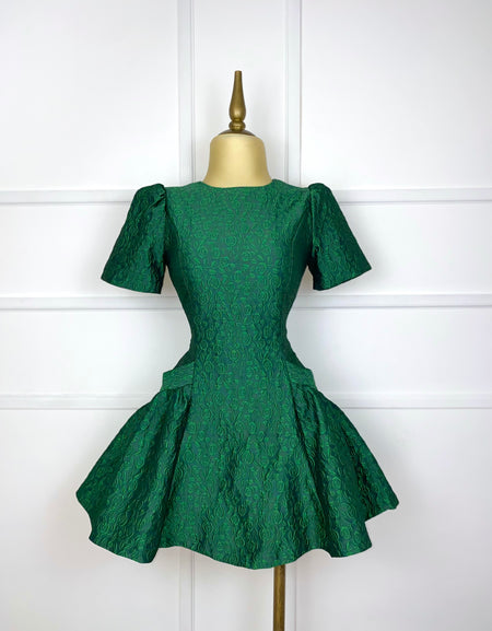 Vestido verde brocado corte A