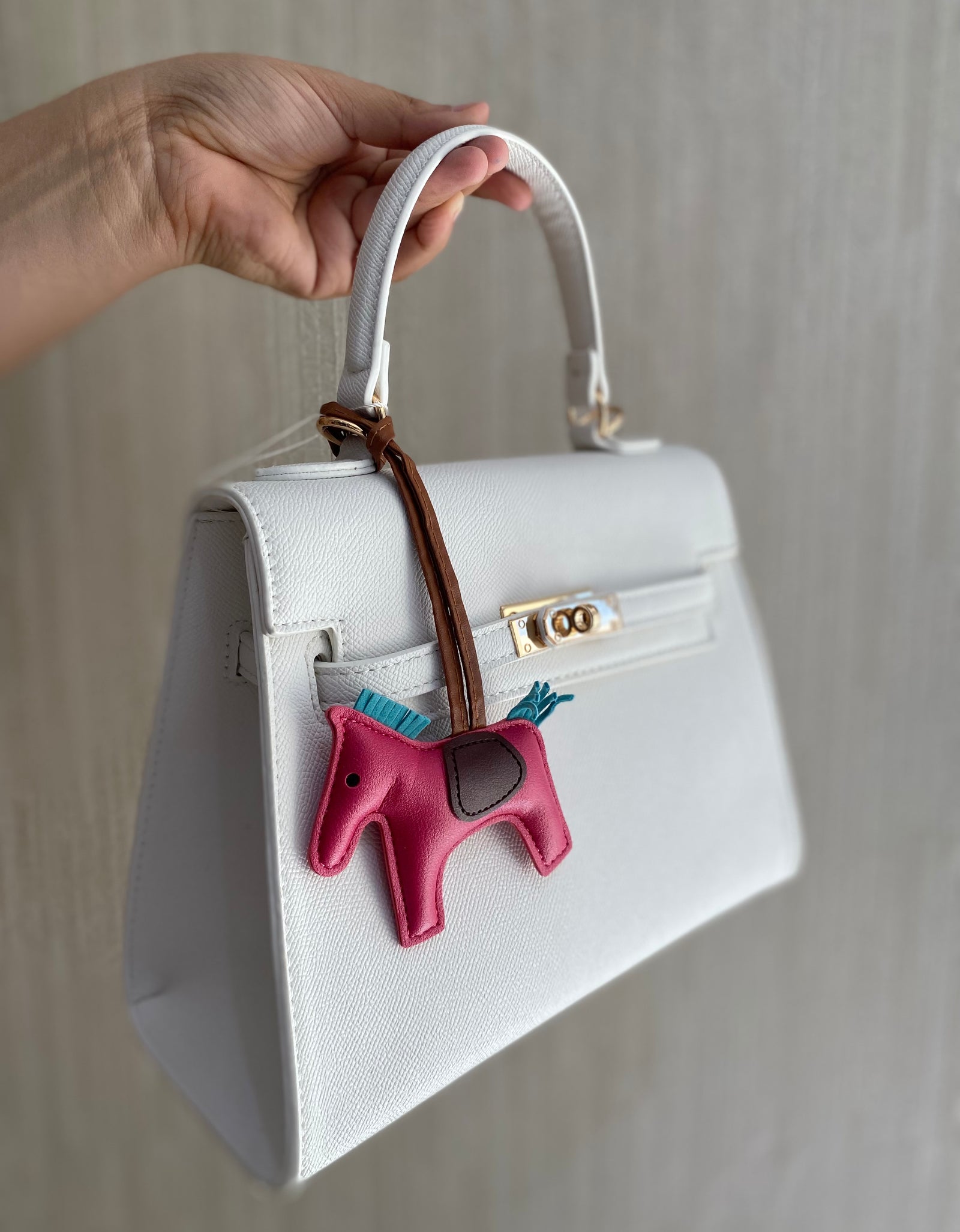Bolsa tipo vinipiel (2 colores)