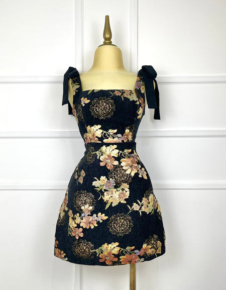 Vestido brocado con gamuza estampado