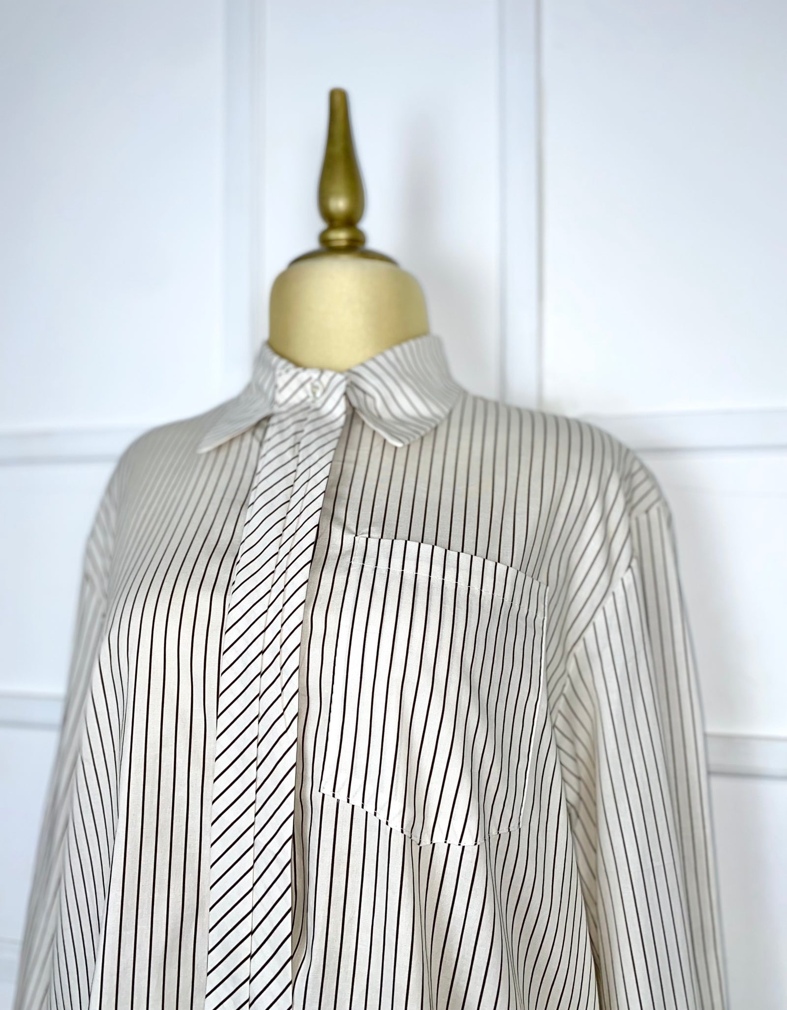 Camisa líneas con corbata (2 colores)