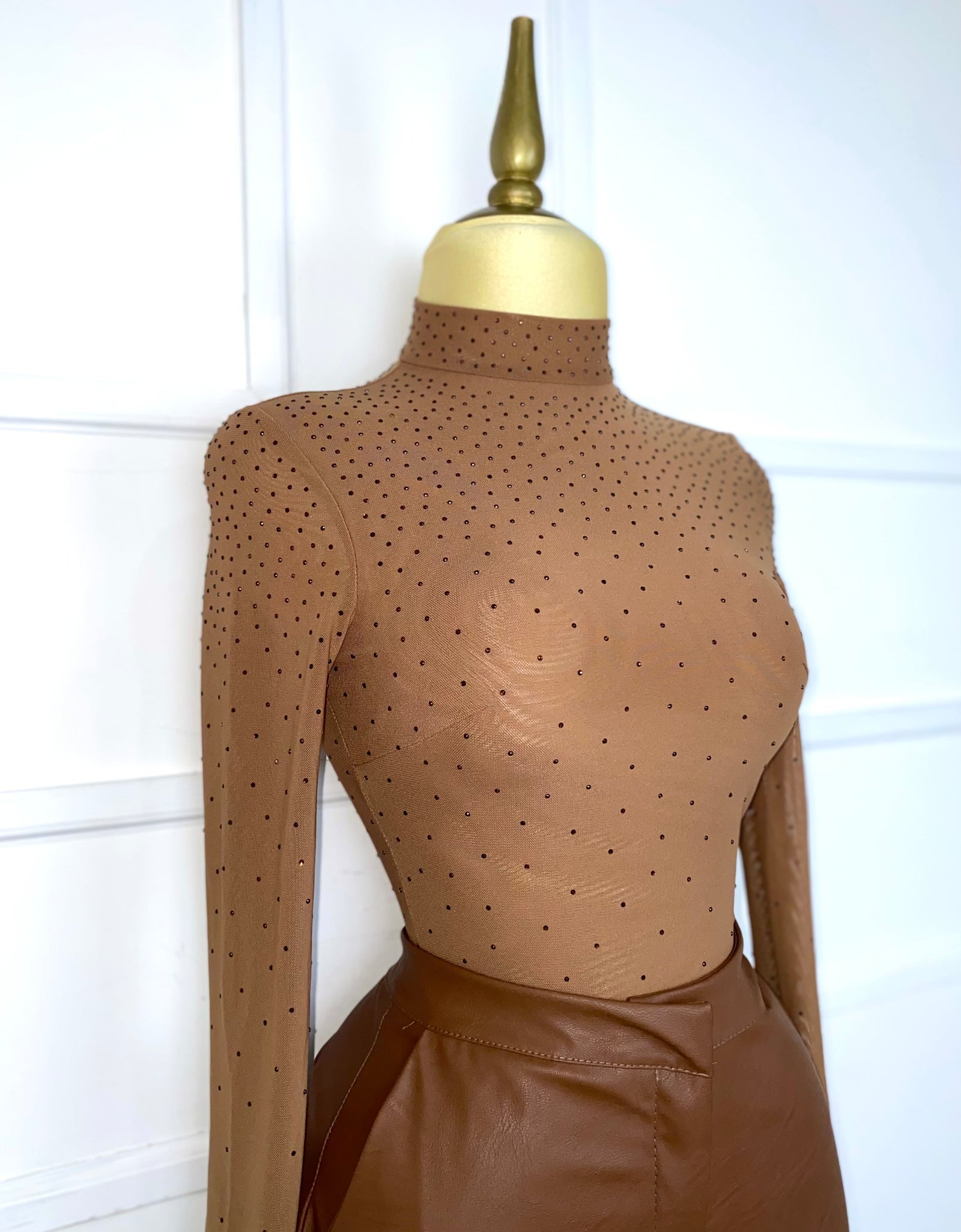 Bodysuit transparencia y pedrería (2 colores)