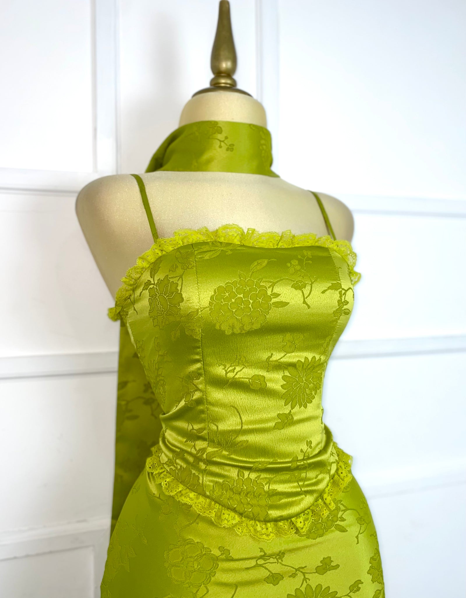 Set verde estampado con listón