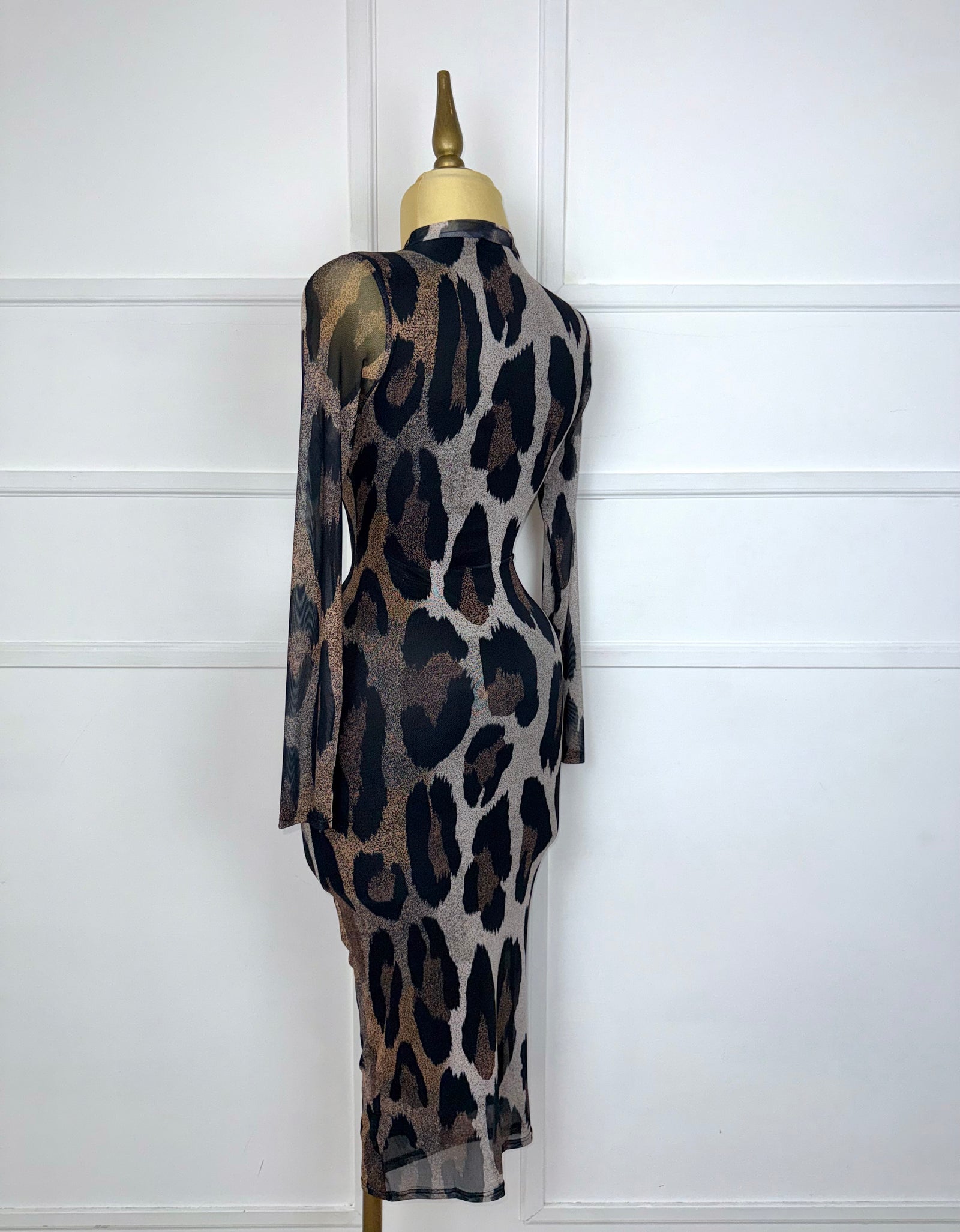 Vestido animal print mesh midi