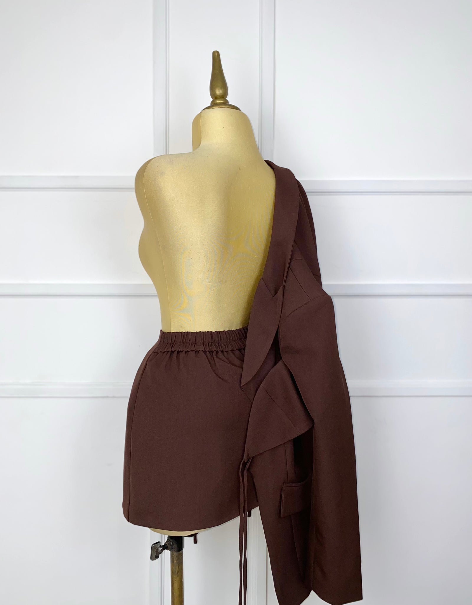 Set café chocolate (blazer y falda)