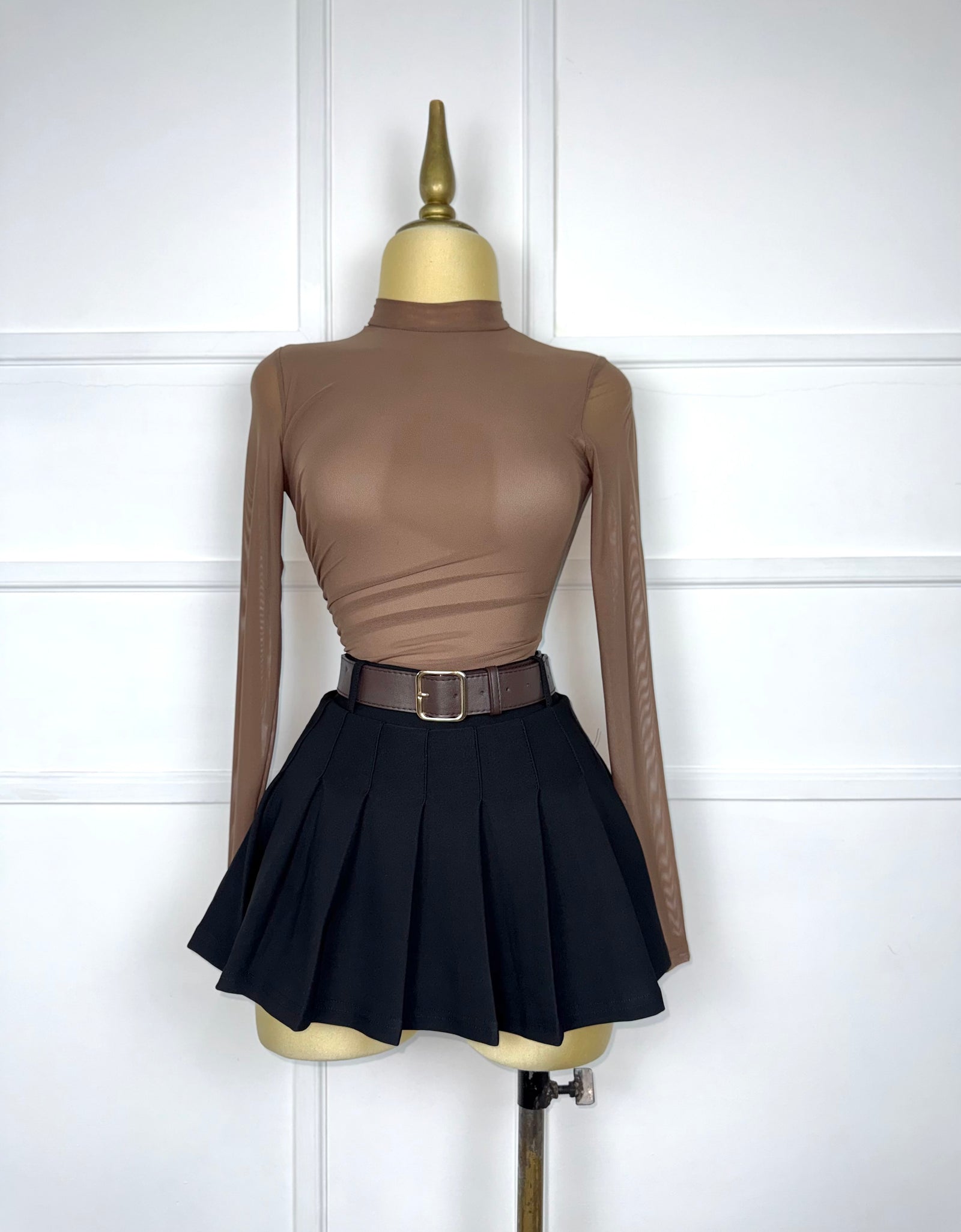 Falda plisada con cinto (2 colores)