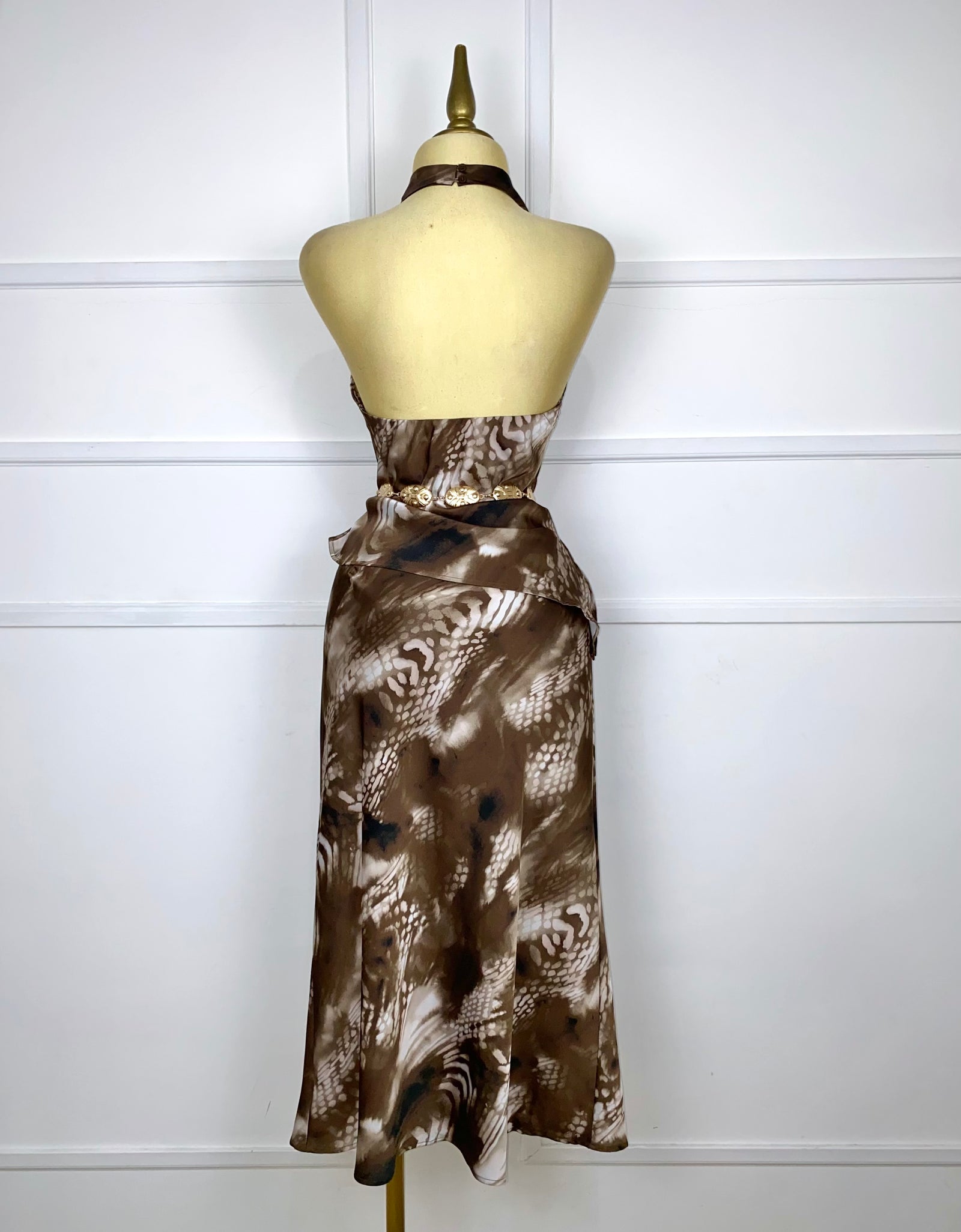 Set satinado con estampado (blusa y falda)