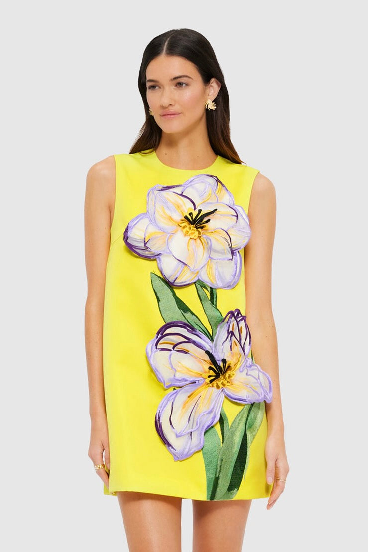 Vestido amarillo volado con flores