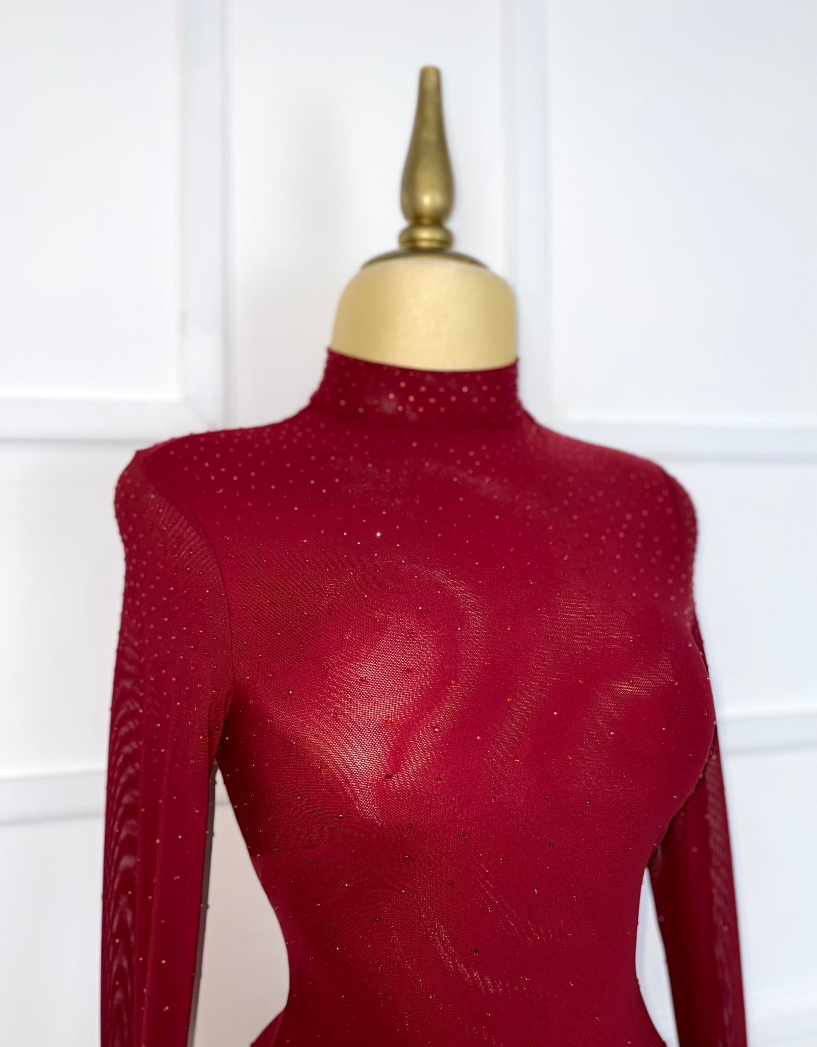 Bodysuit tinto pedrería