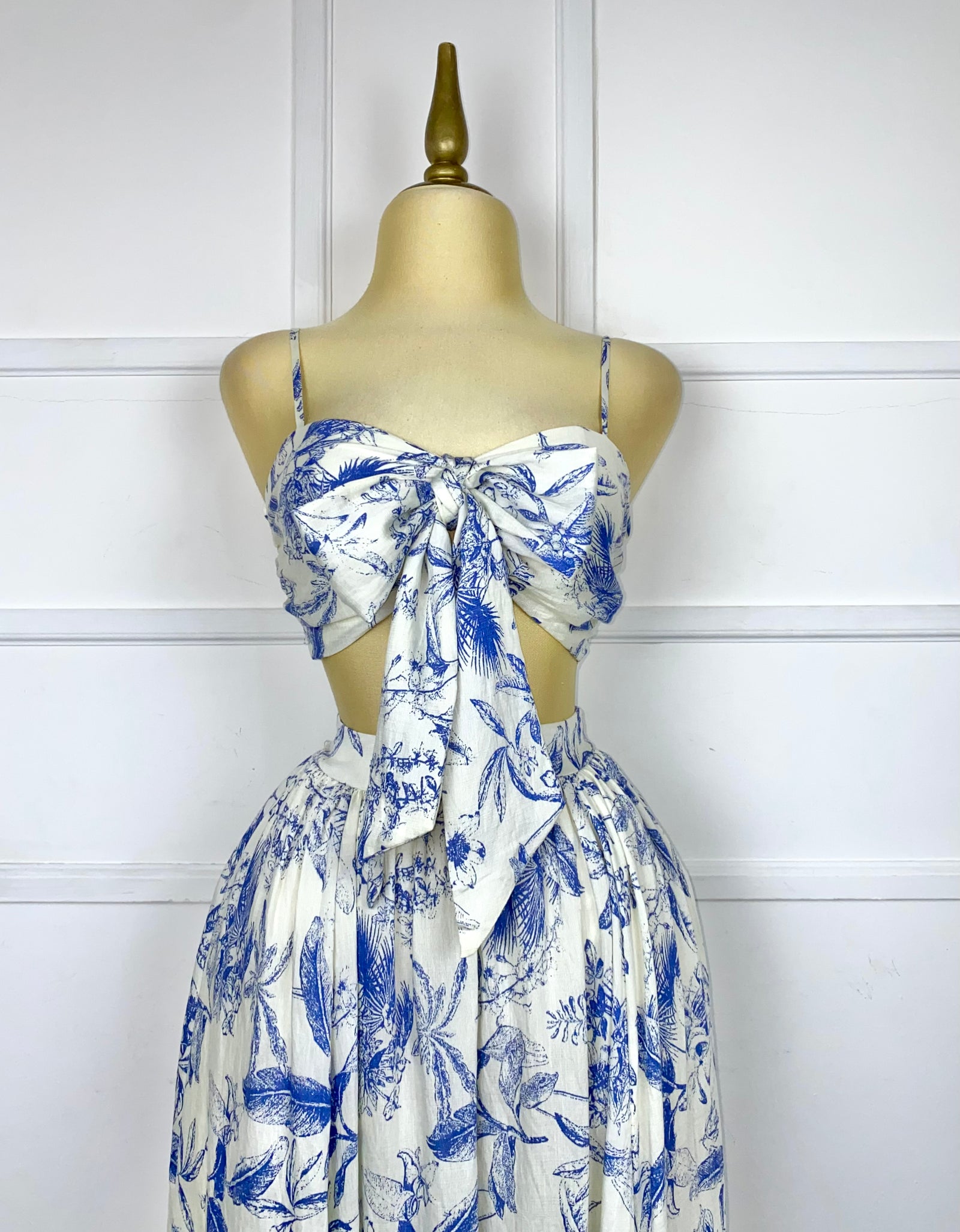 Set beige estampado azul tipo lino