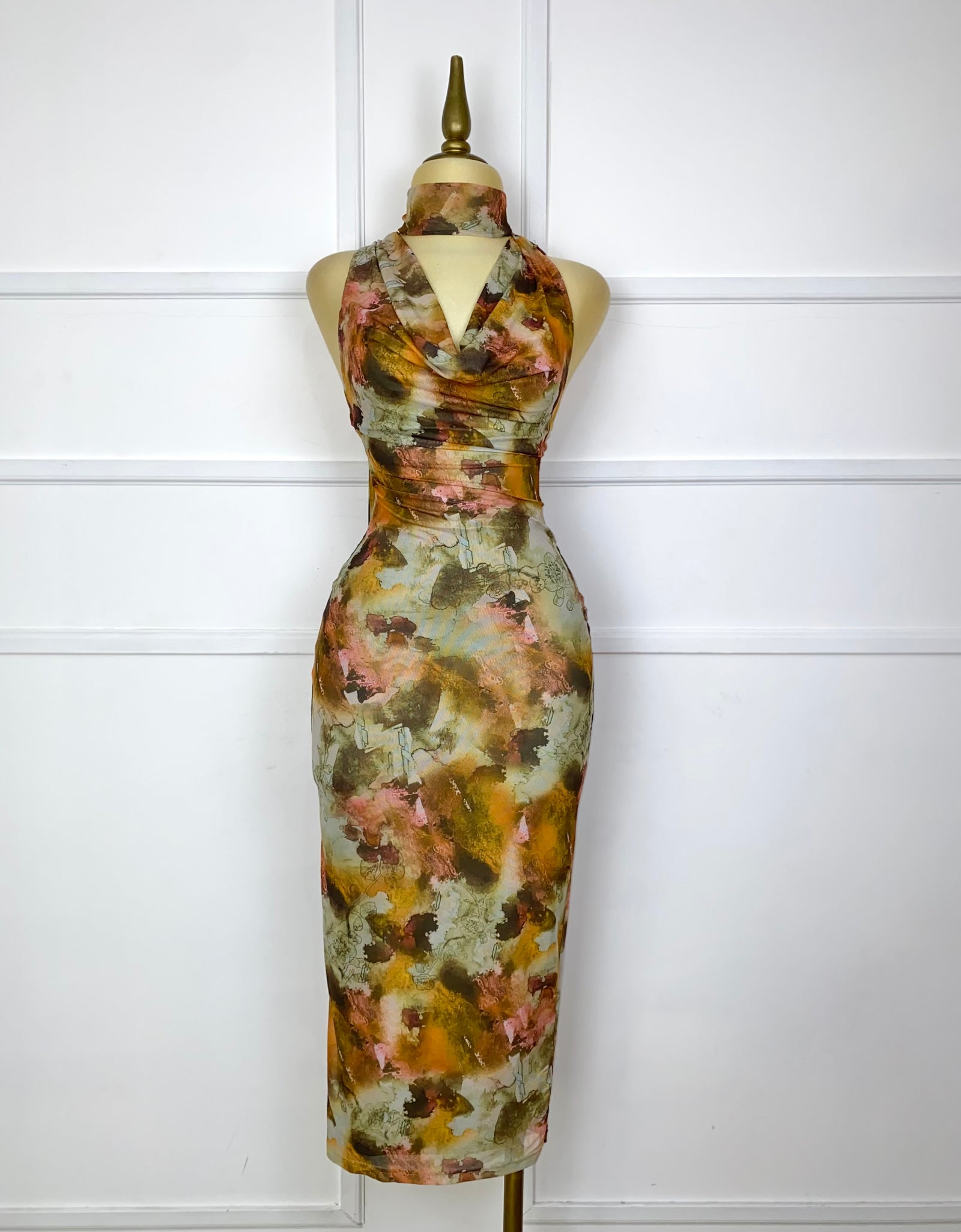 Vestido multicolor halter con listones