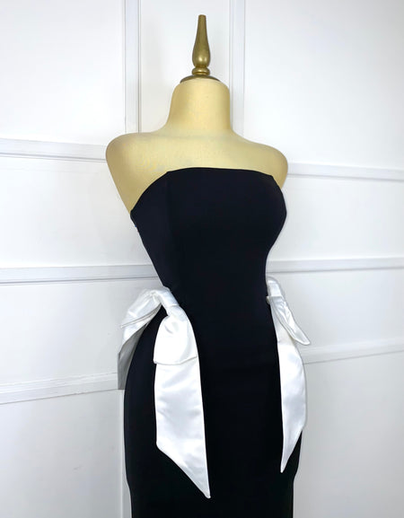 Vestido negro midi con moños blancos