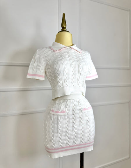 Set blanco de punto con rosa