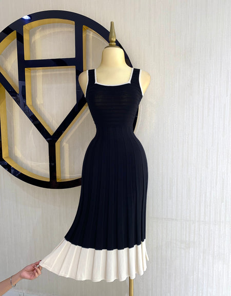 Vestido negro midi de punto