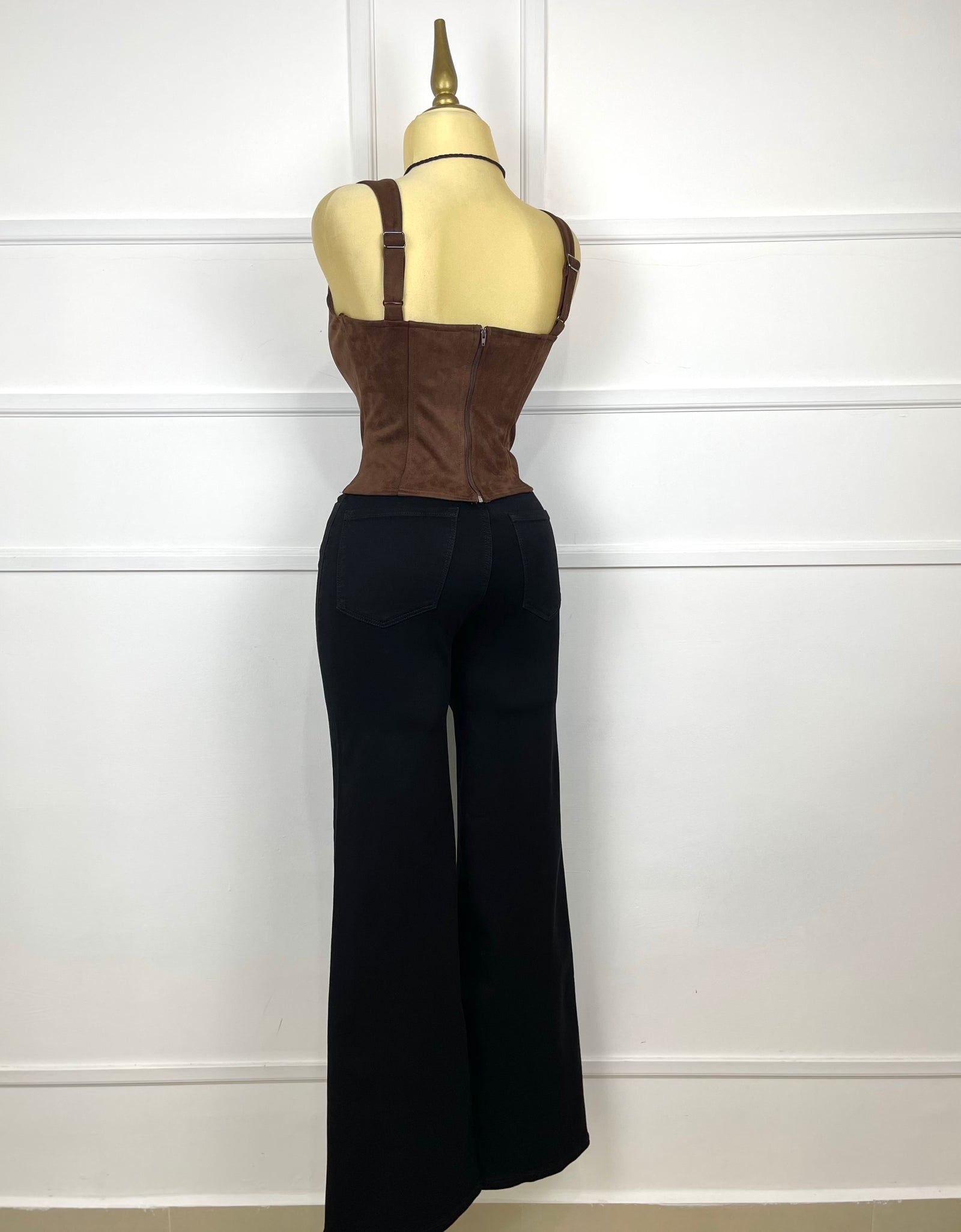 Blusa café con cordones
