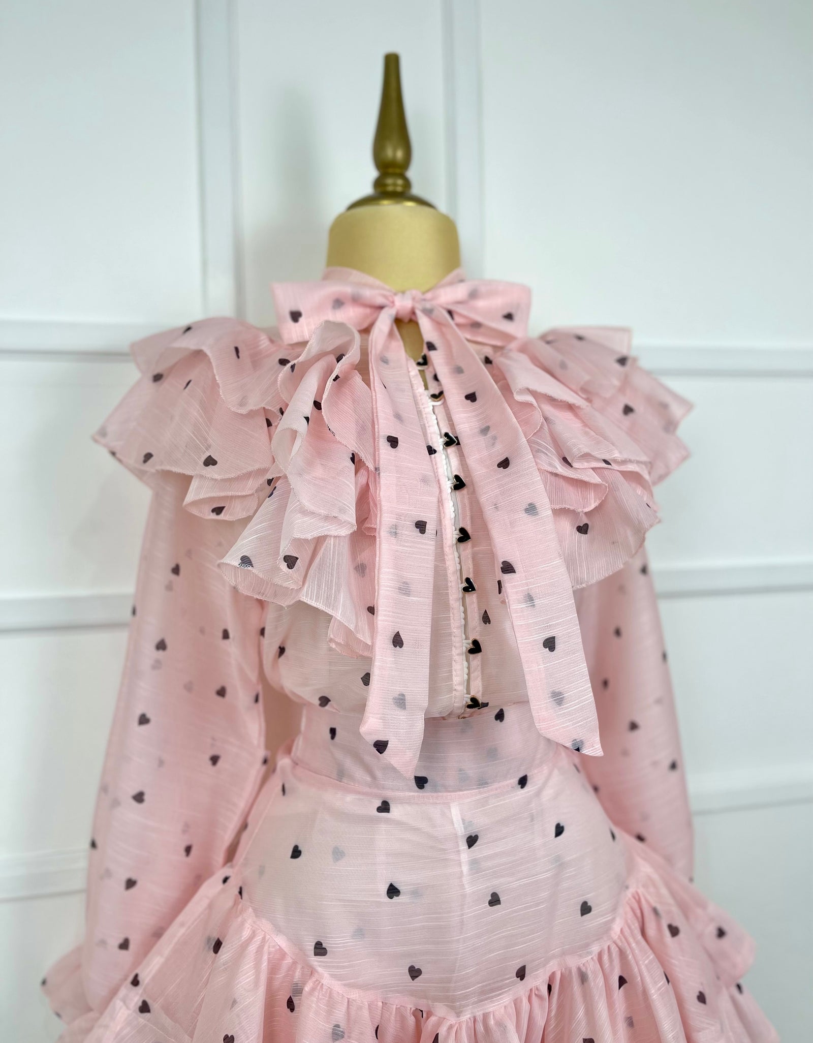 Set rosa con corazones
