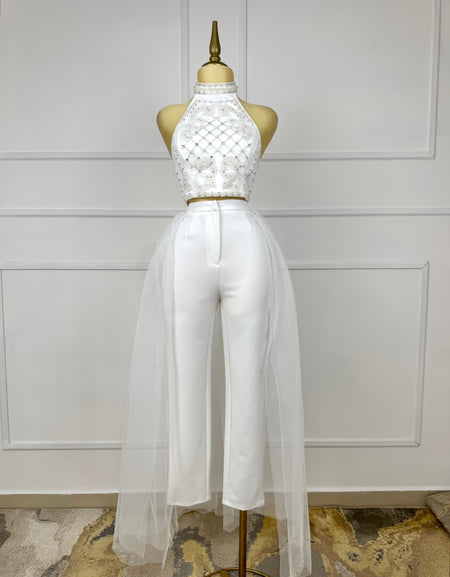 Set blanco con tul y pedrería