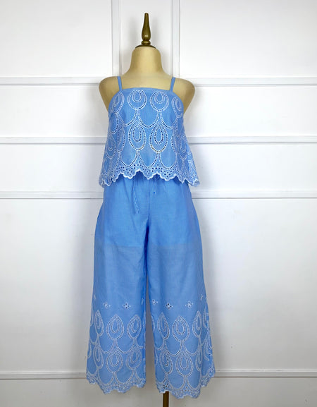 Set líneas azules con guipur