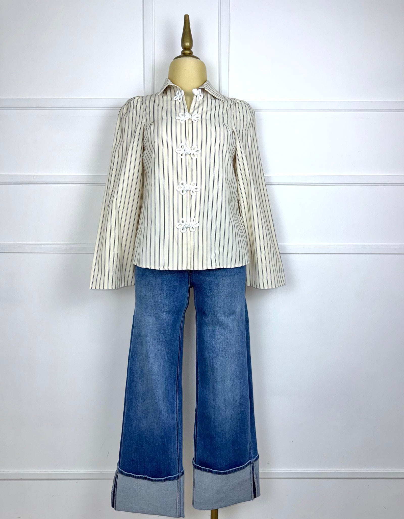 Camisa con líneas