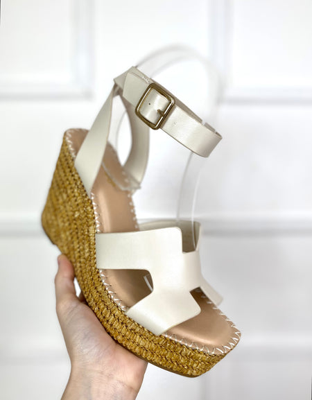 Alpargatas nude tipo paja