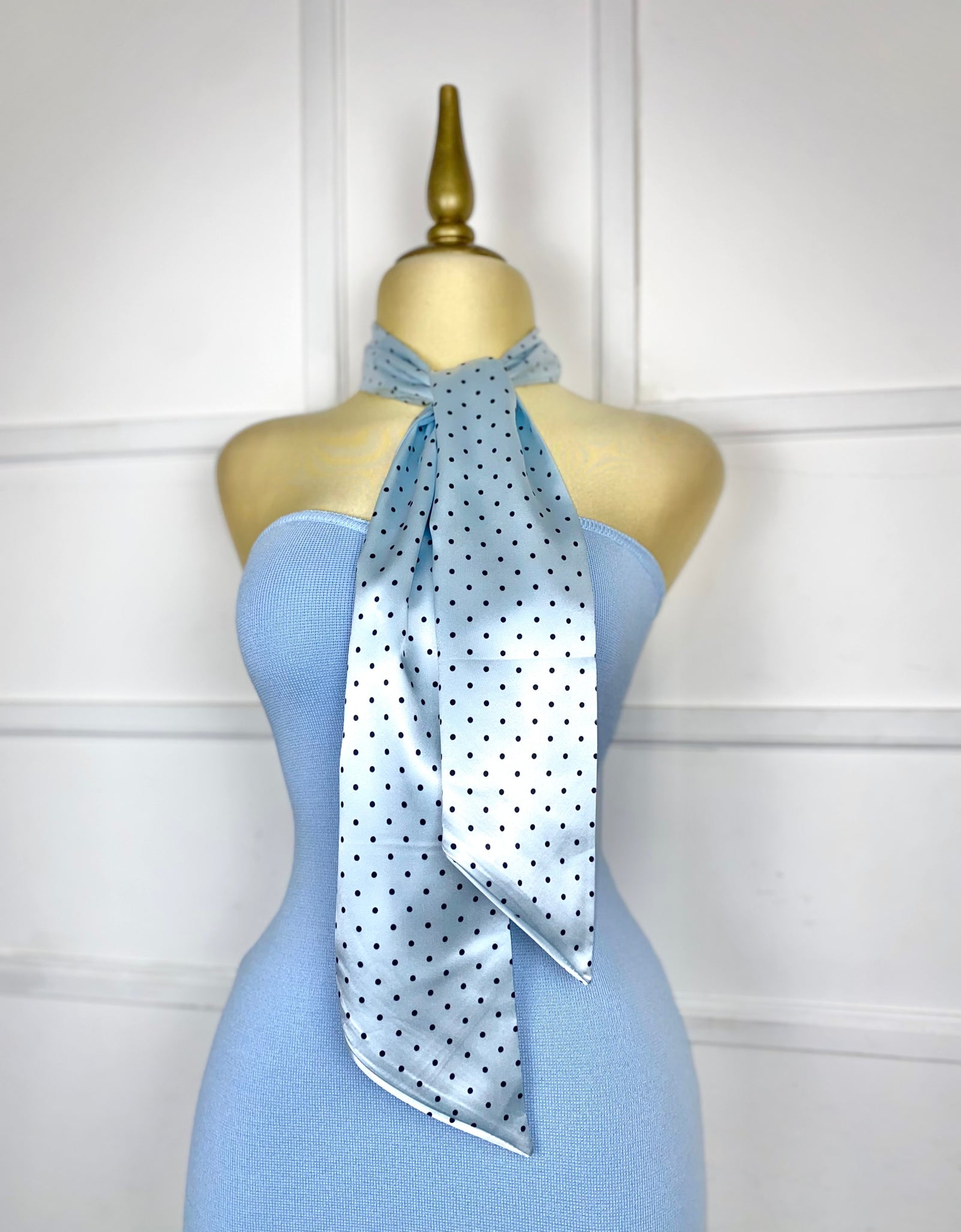Vestido baby blue de punto con listón