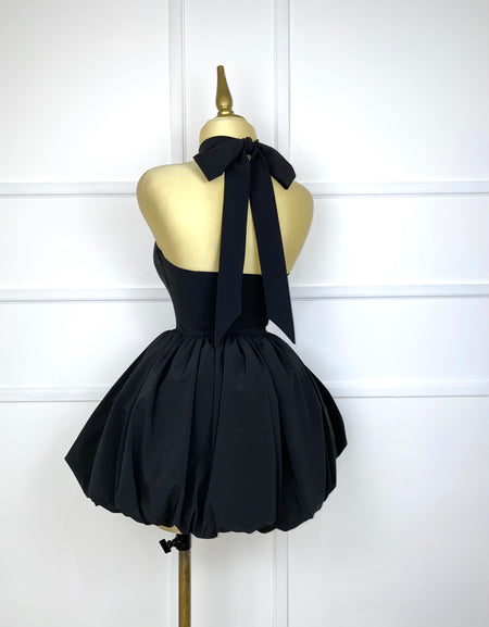 Vestido halter falda bombacha