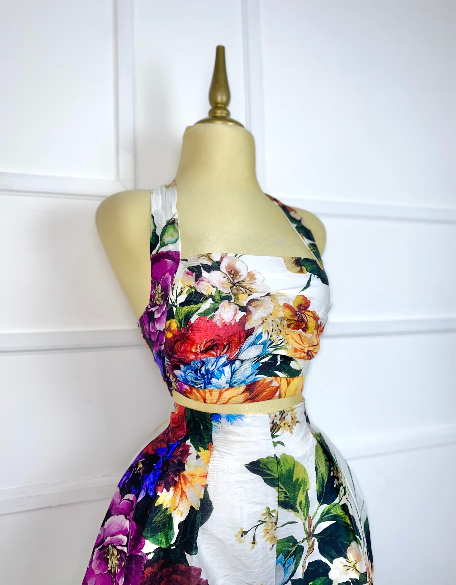 Set blanco con estampado flores