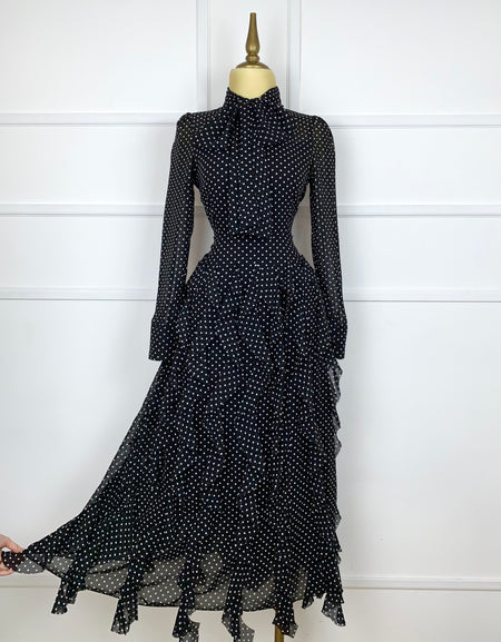 Vestido polka dots con olanes
