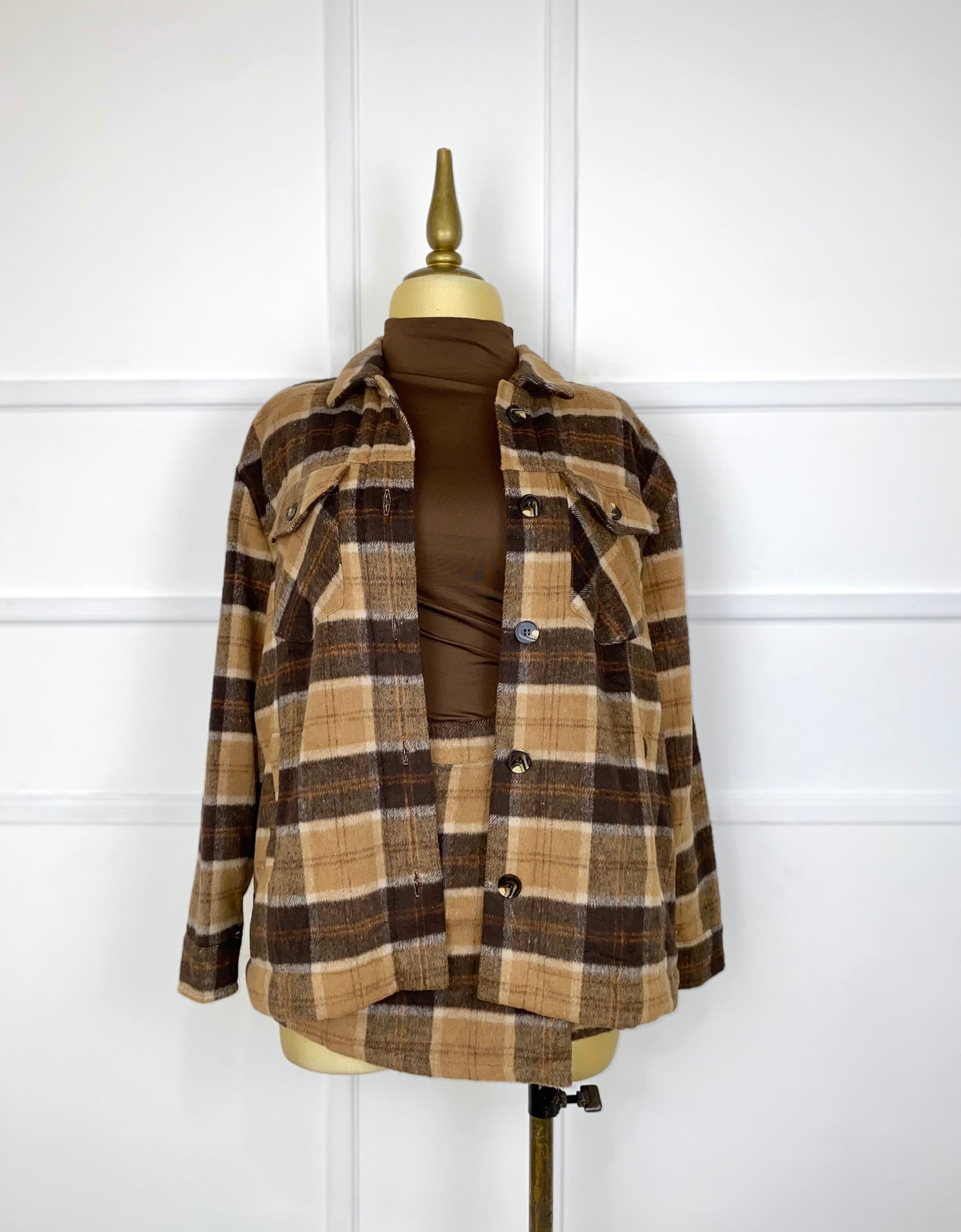 Set café cuadros afelpado (short falda y camisa)