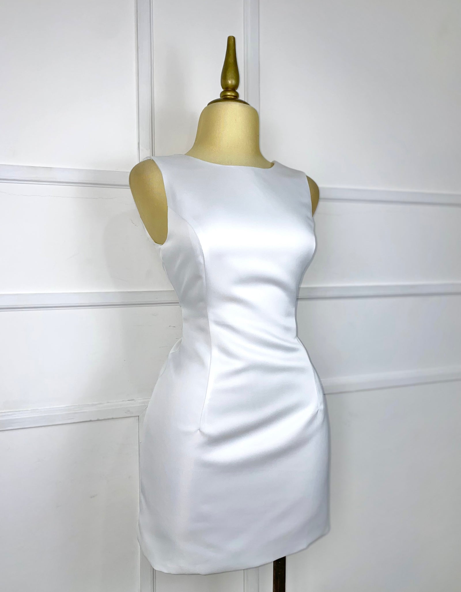 Vestido blanco con listones