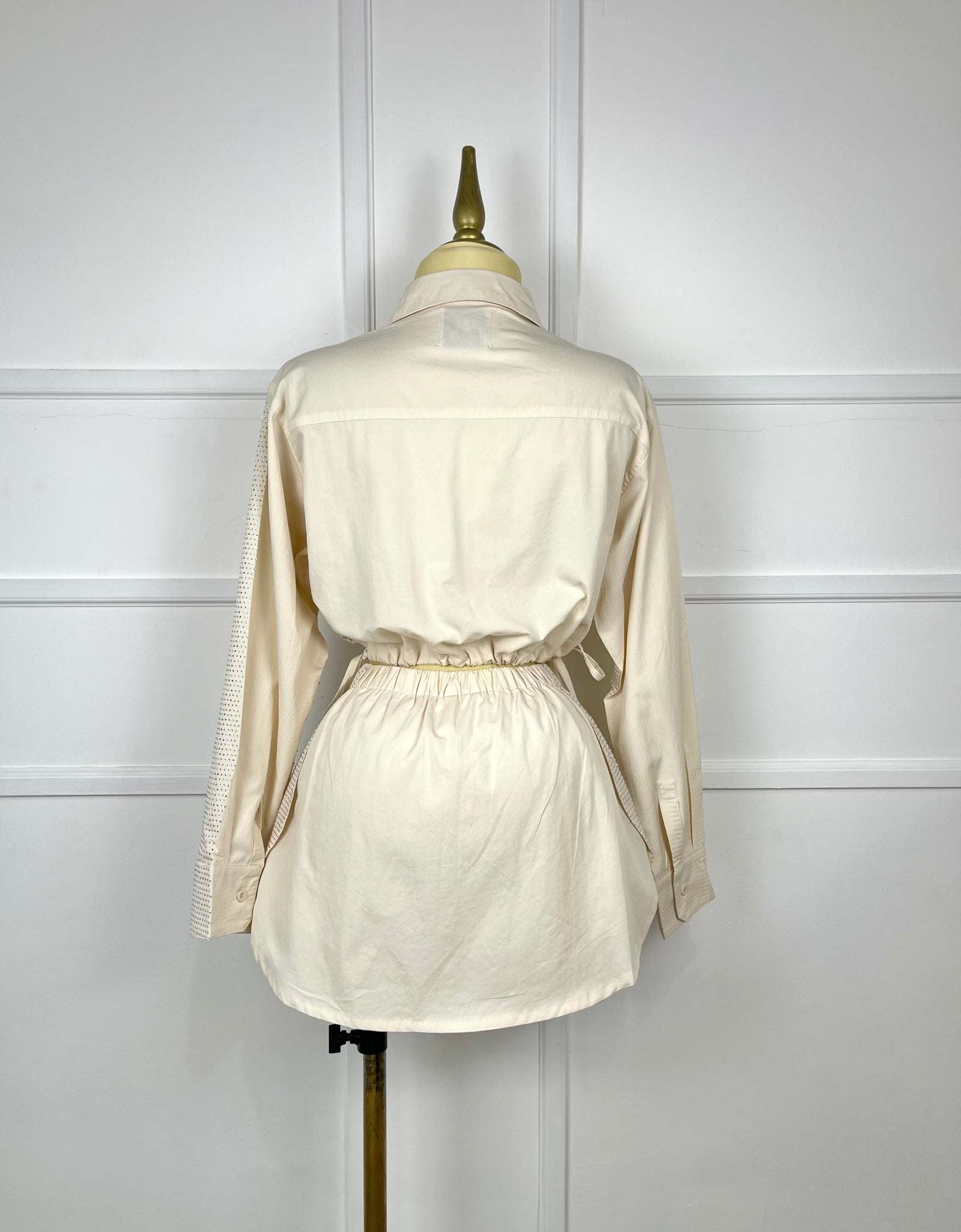 Set beige con pedrería