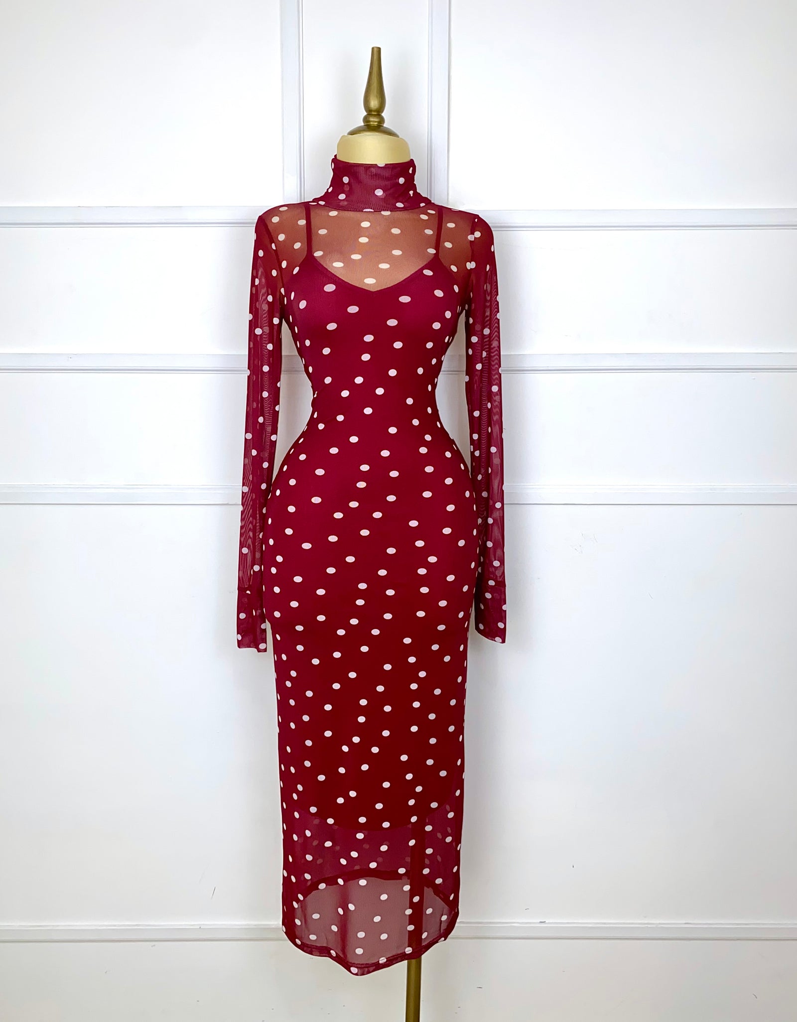 Vestido tinto polka dots