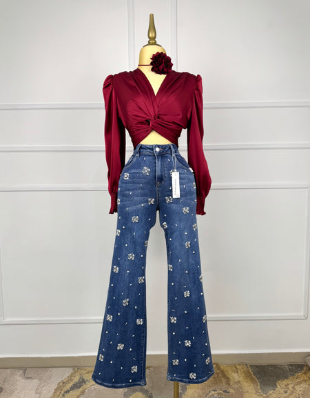 Pantalón de mezclilla con pedrería