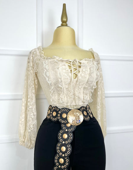 Blusa beige de encaje