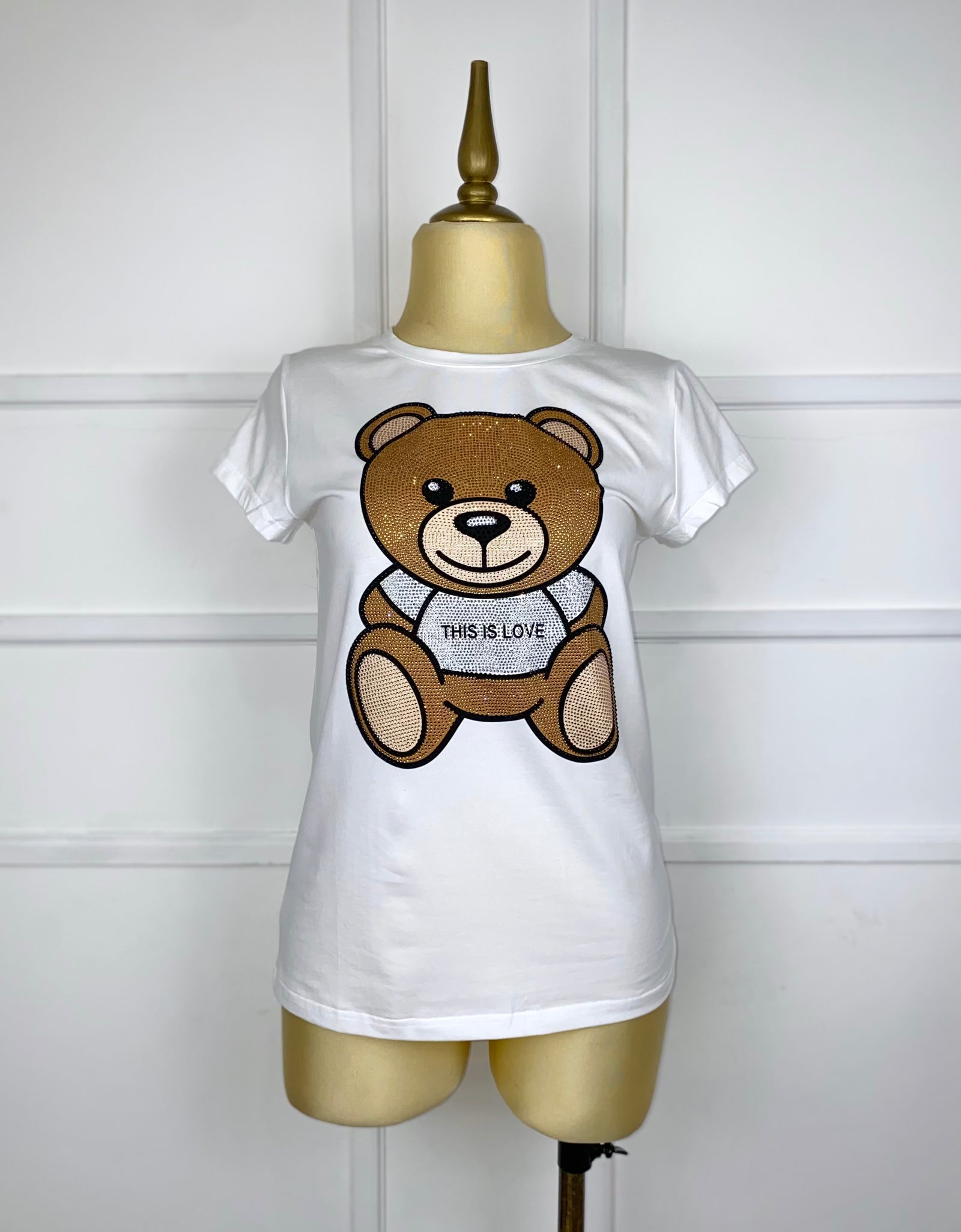 Blusa blanca con osito de pedrería