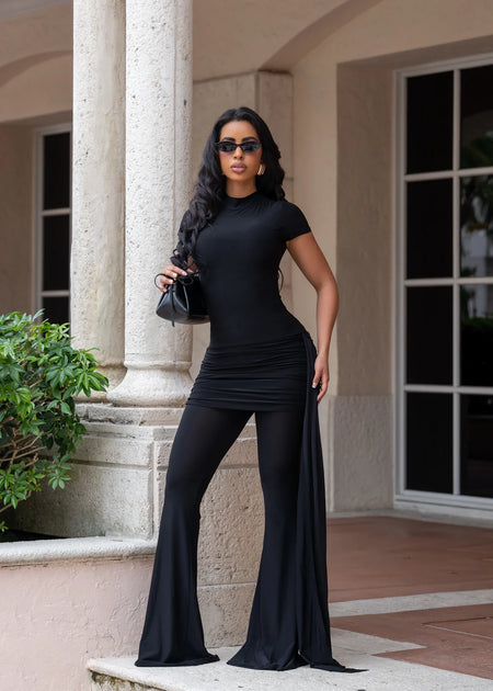 Set negro lycra con olán