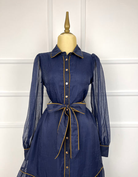 Vestido azul marino tipo gasa con listón