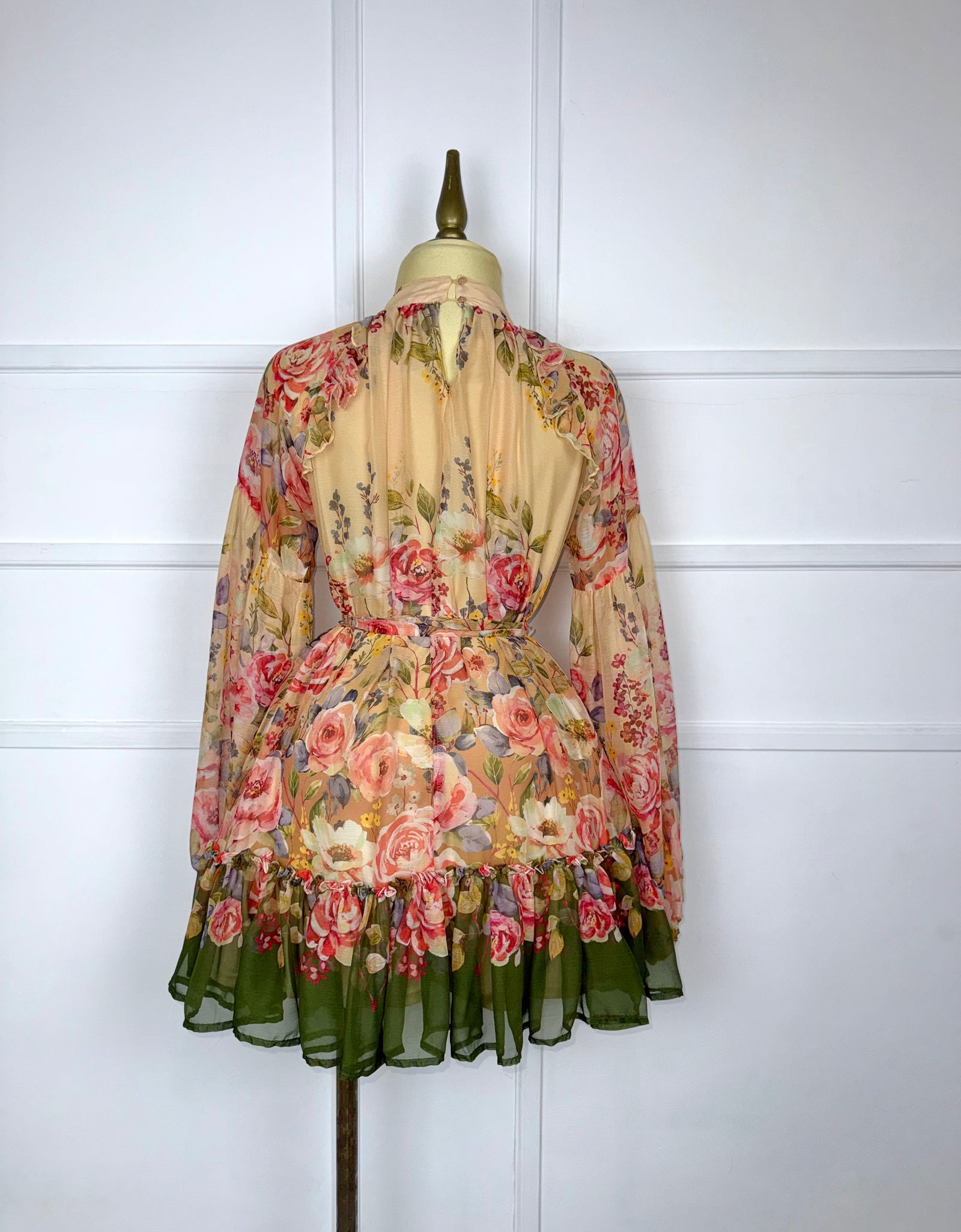 Vestido corto estampado floral