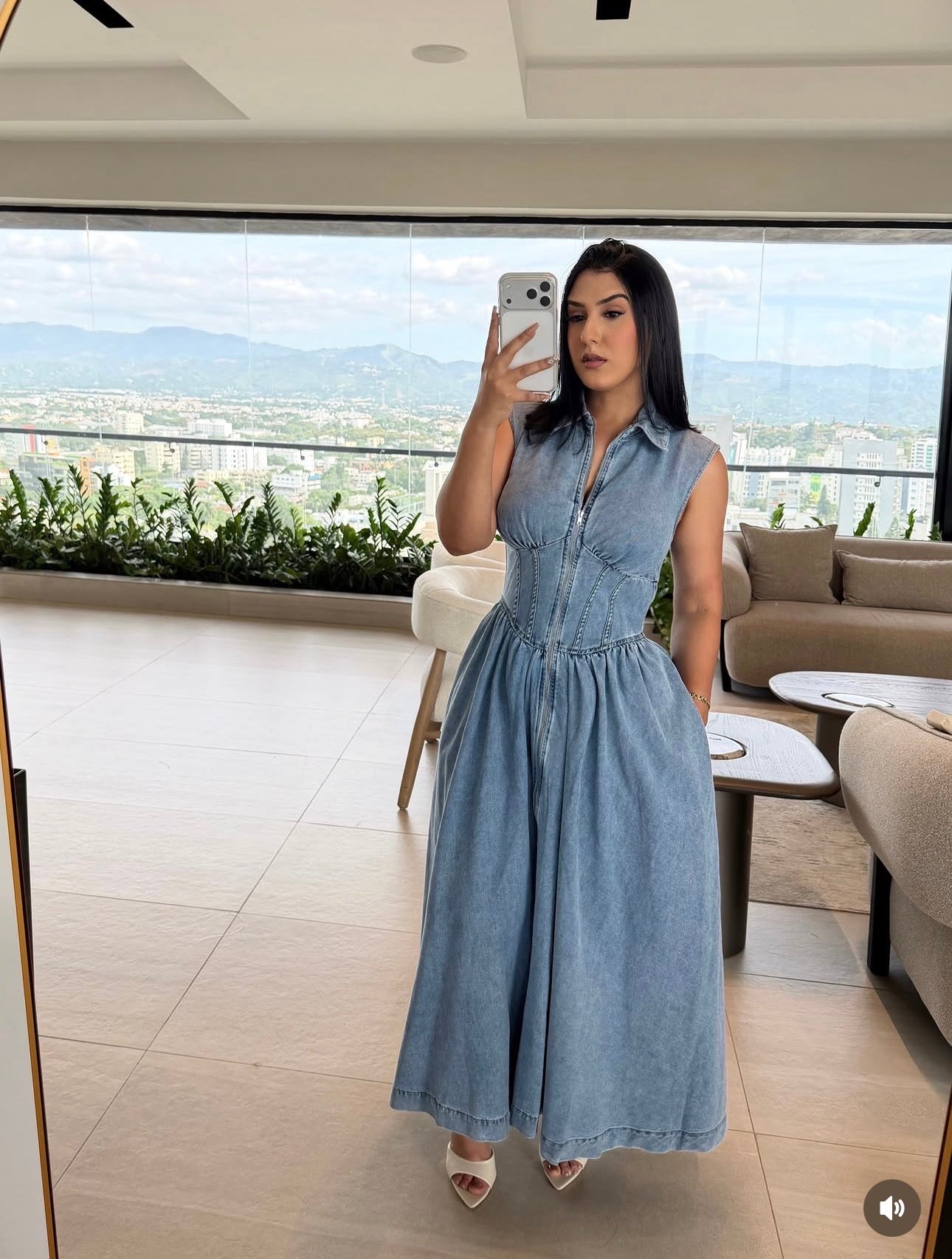 Vestido midi de mezclilla con cierre